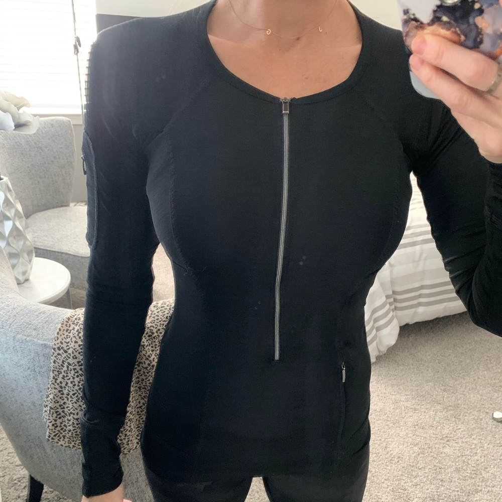ATHLETA top - Picture 3 of 8